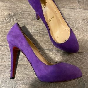 Christian Louboutin Pumps in Purple suede